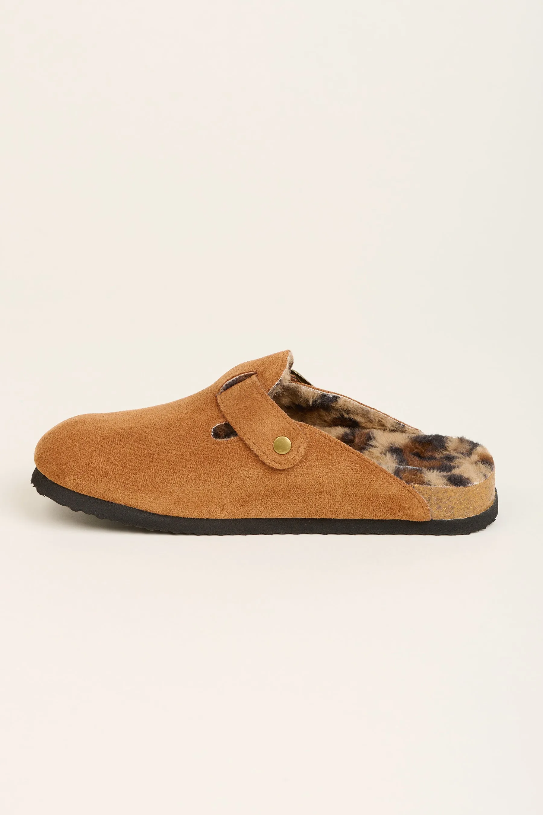 Chestnut Buckle Slipper