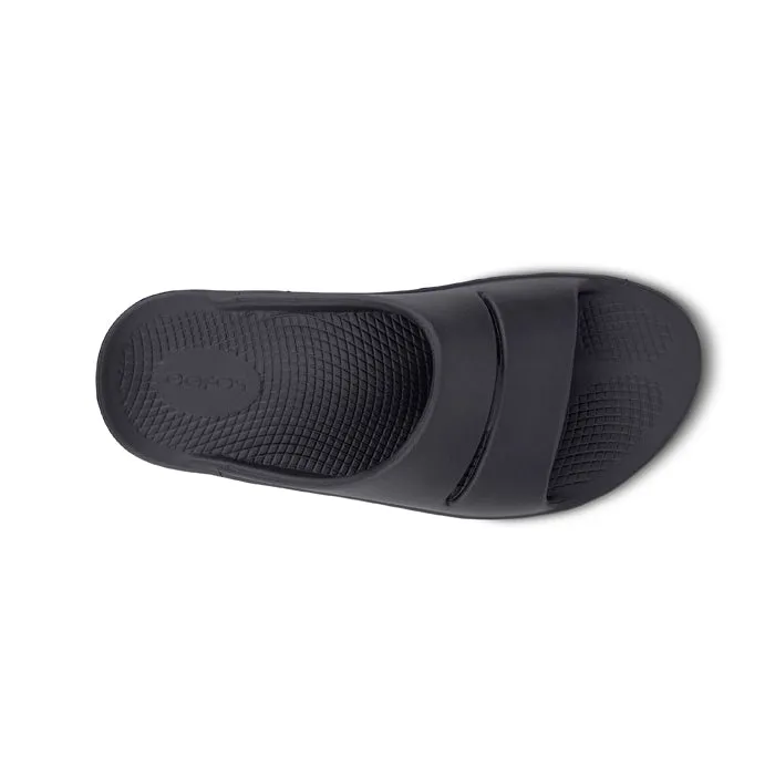 Men's Oofos Ooahh Slide in Black