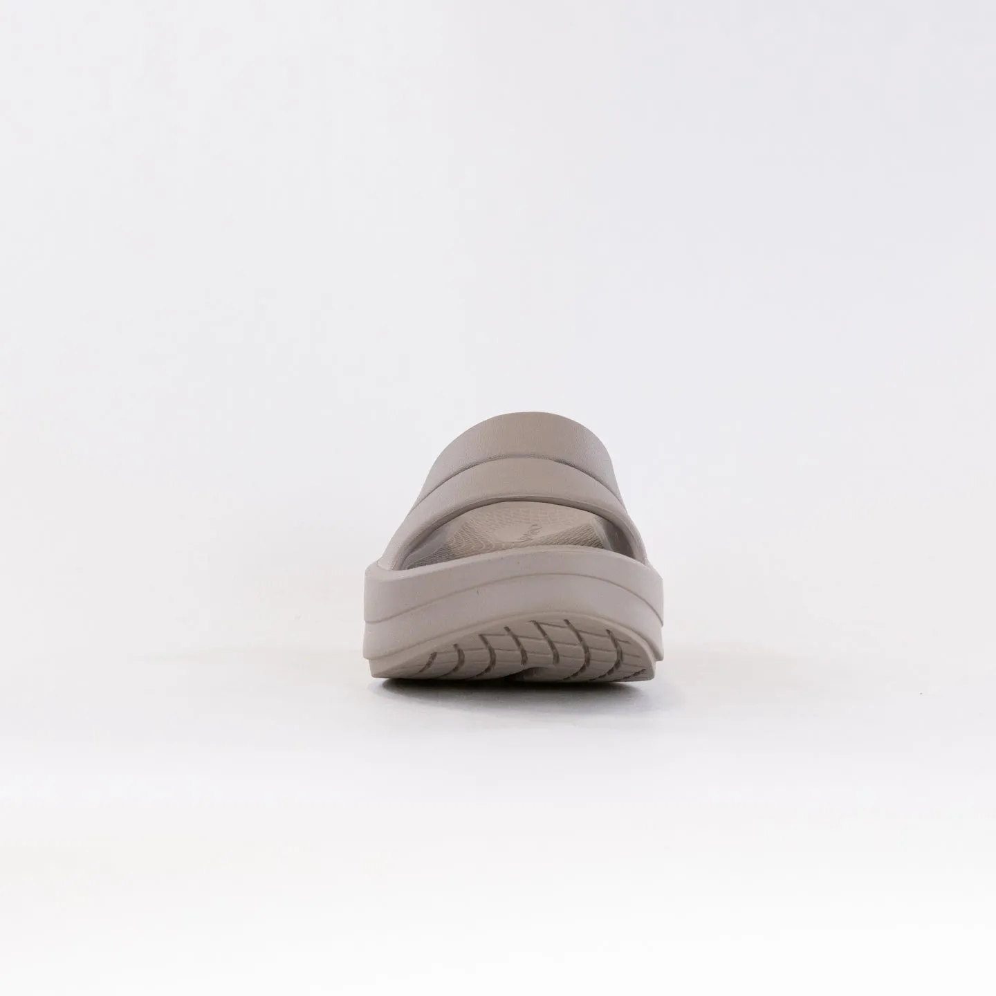 OOFOS OOMega Ooahh Sandal (Women's) - Nomad
