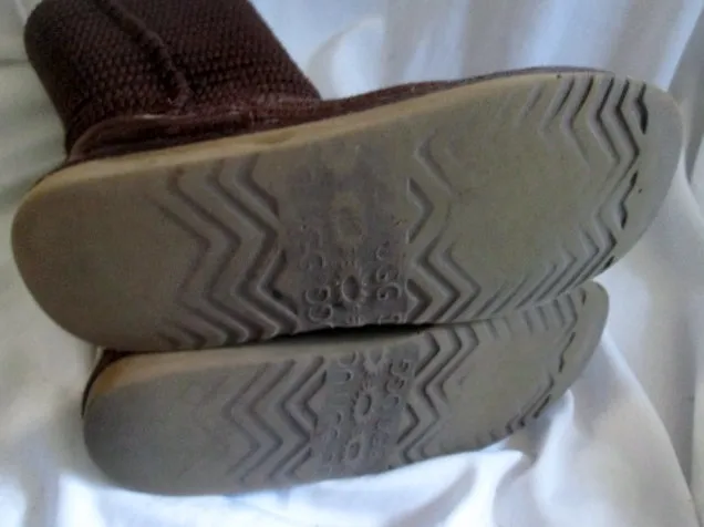 Womens UGG AUSTRALIA 5857 CLASSIC CROCHET KNIT Sweater BOOT BROWN 9 CHOCOLATE